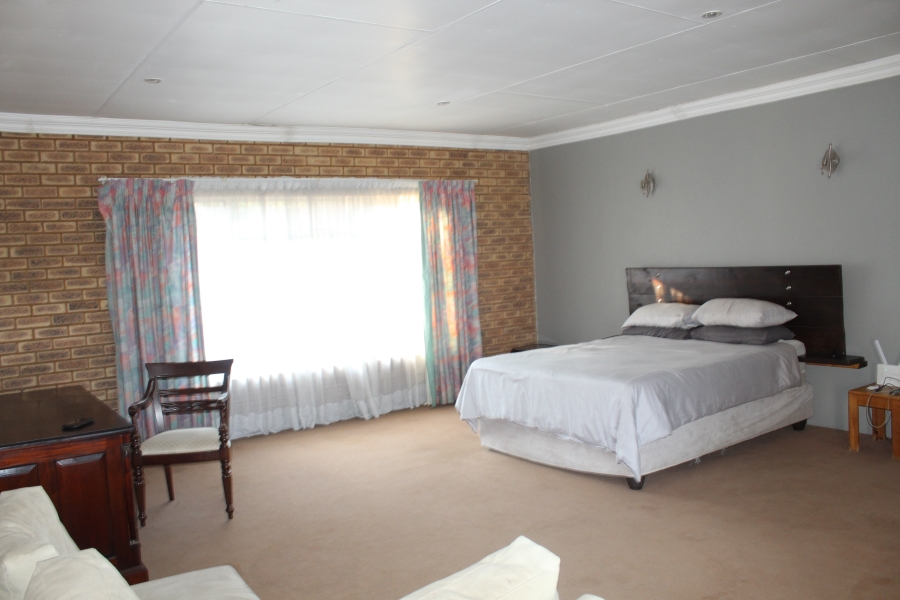 4 Bedroom Property for Sale in Schoemansville North West